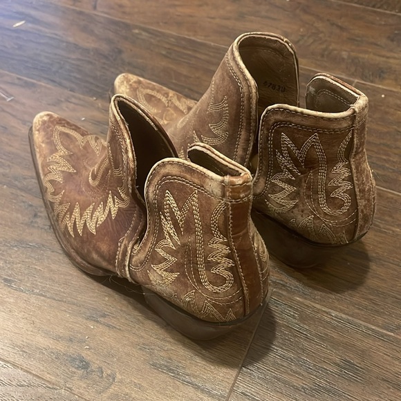 Ariat booties - Picture 4 of 4